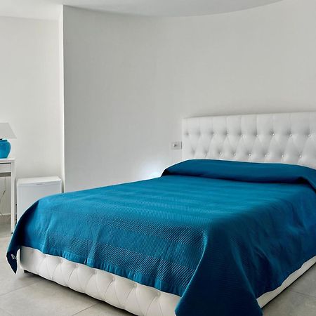 Sole Matto Rooms Olbia Bagian luar foto