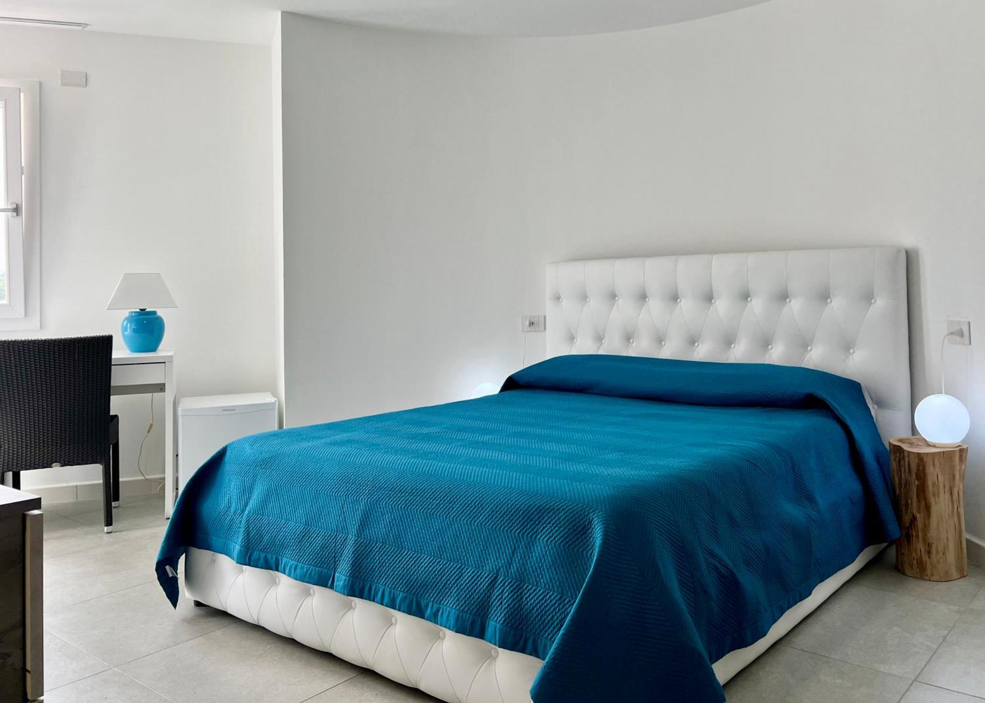 Sole Matto Rooms Olbia Bagian luar foto